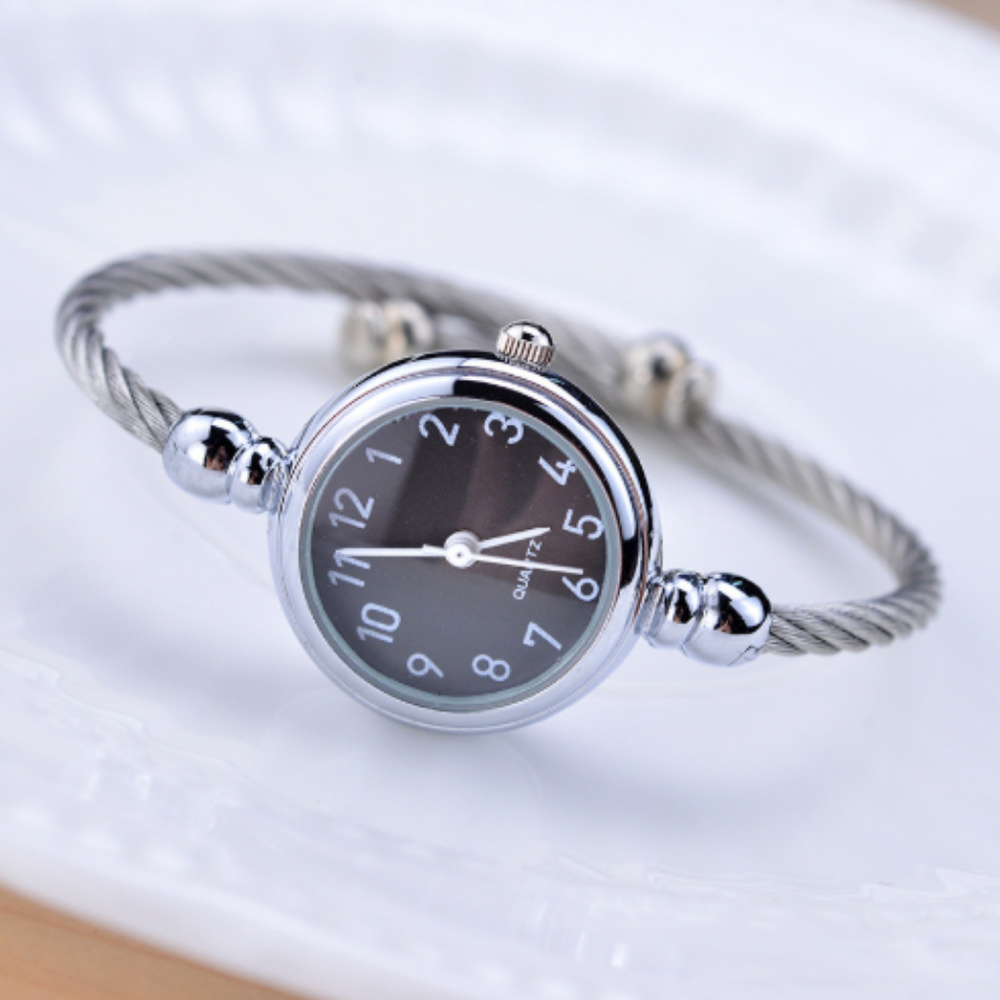 [NEW] 4 Styles Simple Bracelet Watch - Picture 5 of 8